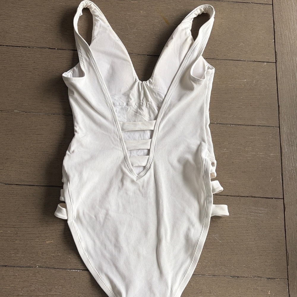 BECCA by Rebecca Virtue Fine Line Rib Sophie Strappy High Leg One-Piece White - Picture 4 of 4